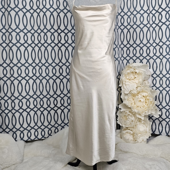 Cowl dress - Picture 1 of 7